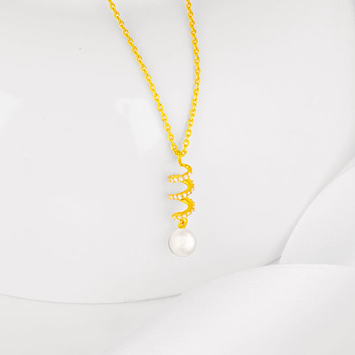 Golden Spiral Beauty Pendant with Link Chain