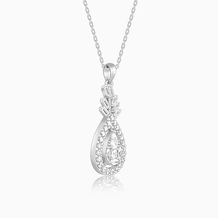 Silver Stark Beauty Pendant With Link Chain