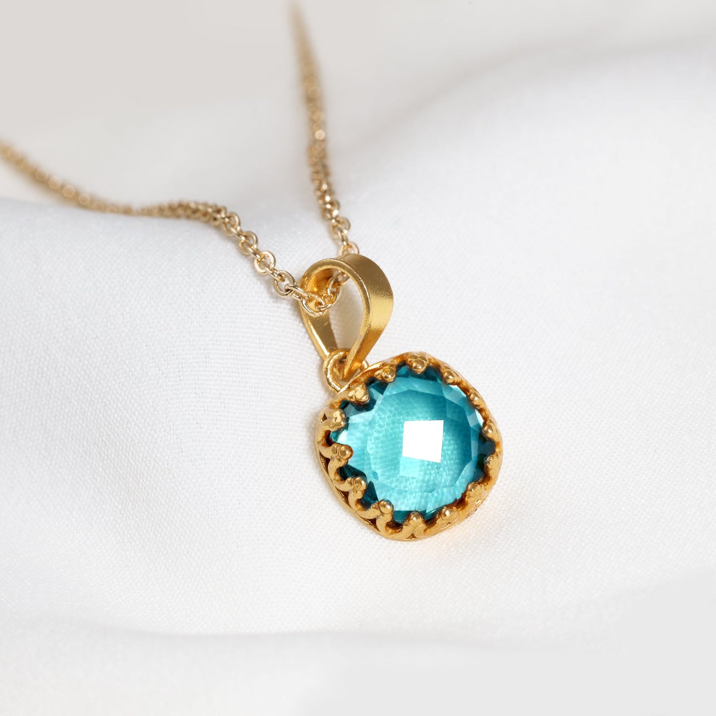 Golden Teal Chalcedony Pendant