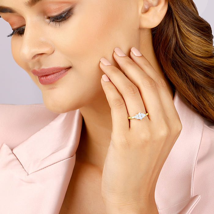 Golden Luminous Gleam Ring