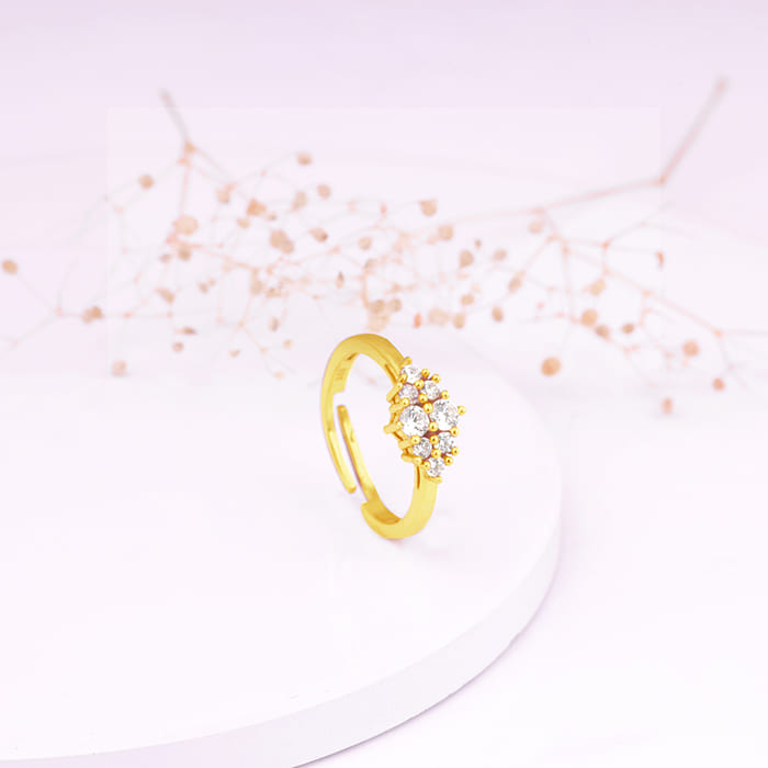 Golden Luminous Gleam Ring