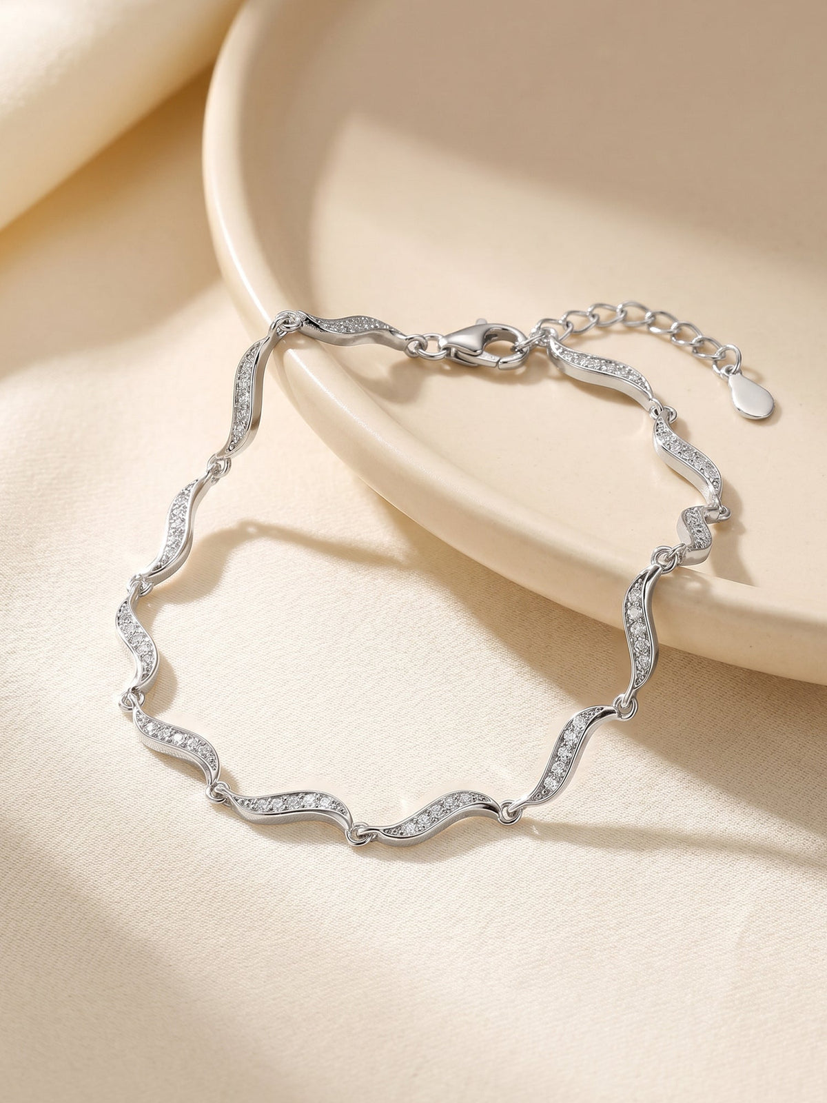 Kriti Sanon Silver Graceful Waves Bracelet