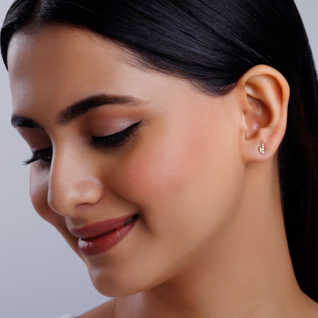 Gold Wavy Diamond Stud Earrings
