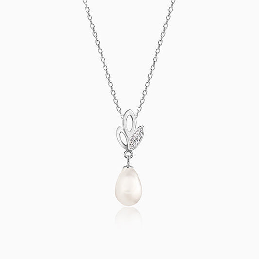 Silver Leafy Pearl Pendant with Link Chain