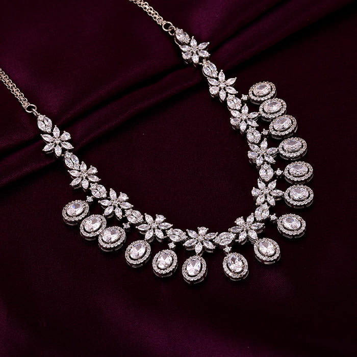 Silver Gleaming Bridal Necklace