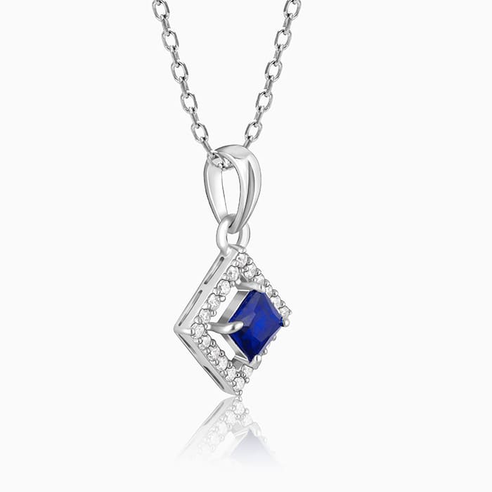 Silver Oceanic Square Pendant With Link Chain