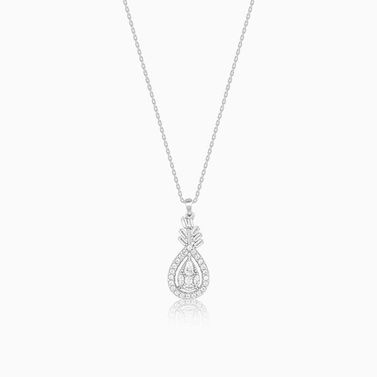 Silver Stark Beauty Pendant With Link Chain