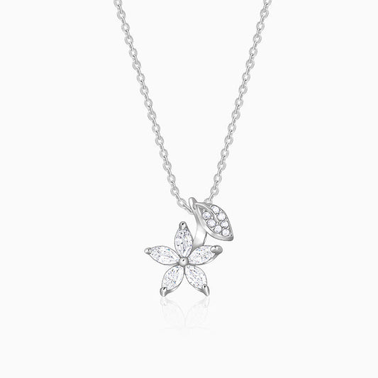 Silver Classic Floral Pendant with Link Chain