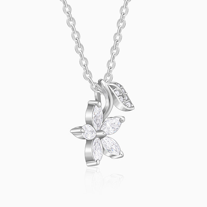 Silver Classic Floral Pendant with Link Chain