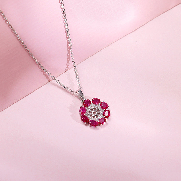 Silver Stunning Floret Pendant With Link Chain