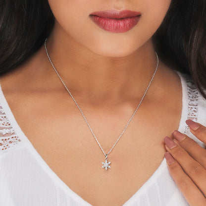 Silver Flowery Snowflake Pendant With Link Chain