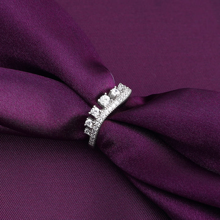 Silver Wavy Zircon Ring
