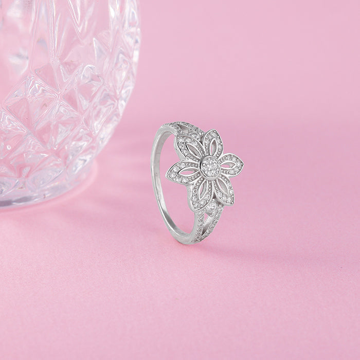 Silver Flower Of The Field Ring