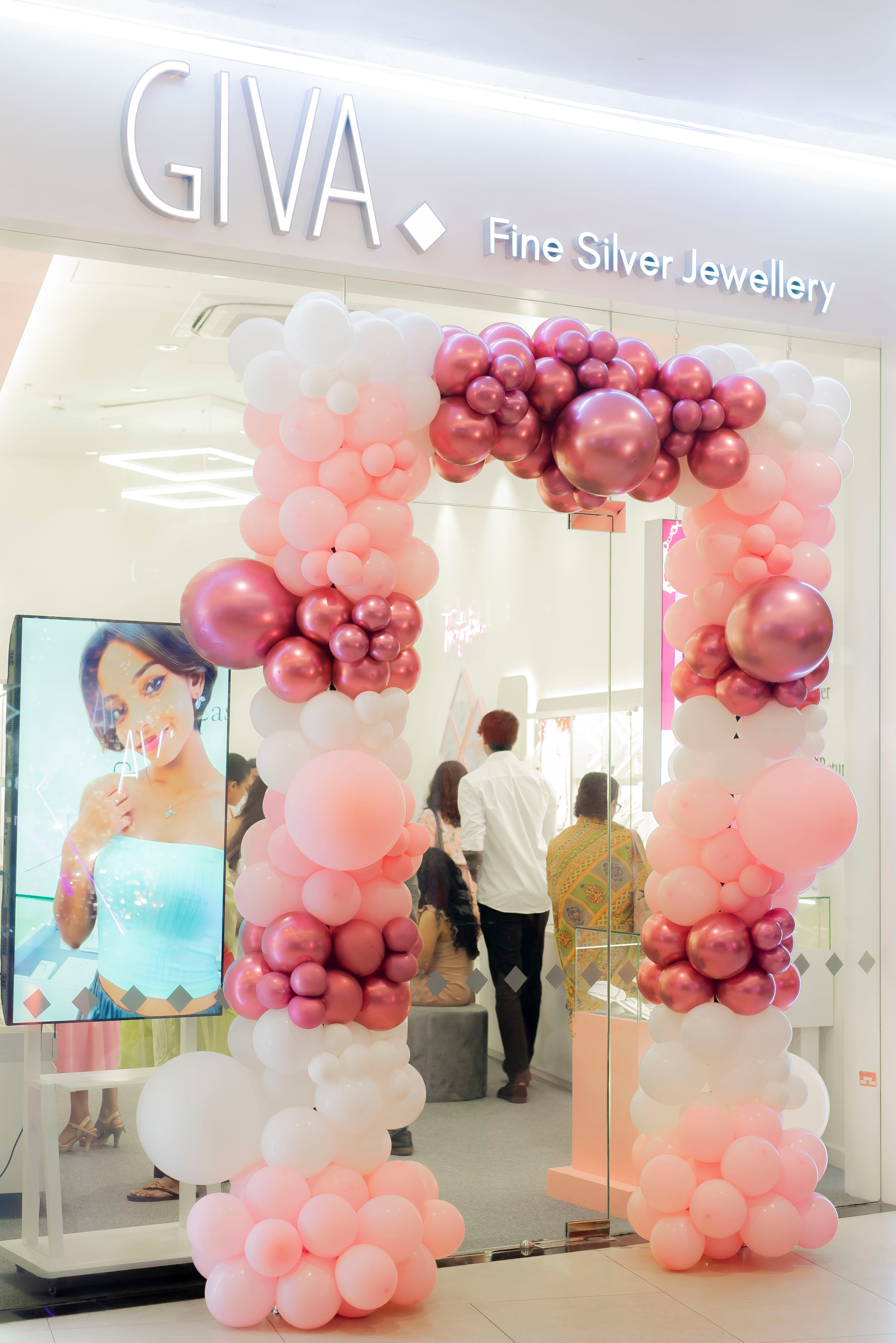 store-img